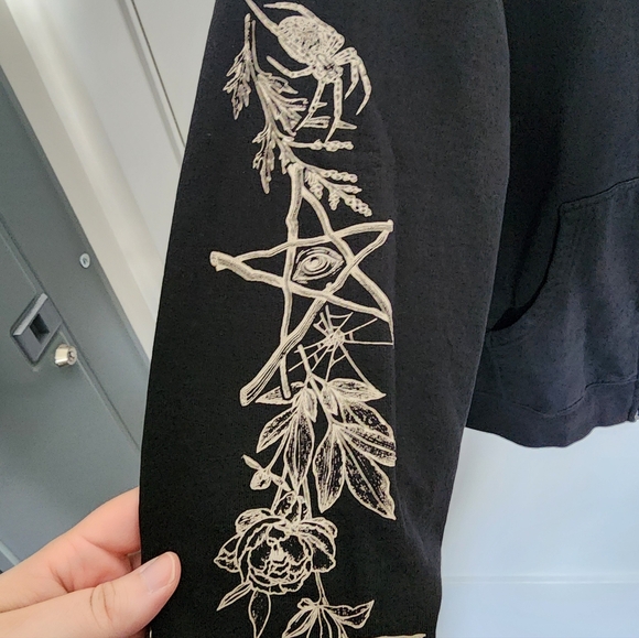 Blackcraft Apothocary Hoodie - Picture 2 of 3